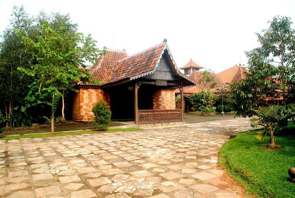 Melva Balemong Otel Ungaran Dış mekan fotoğraf